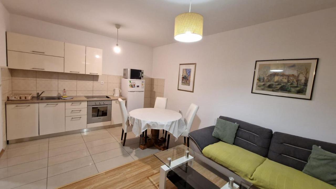 Apartment Baric *